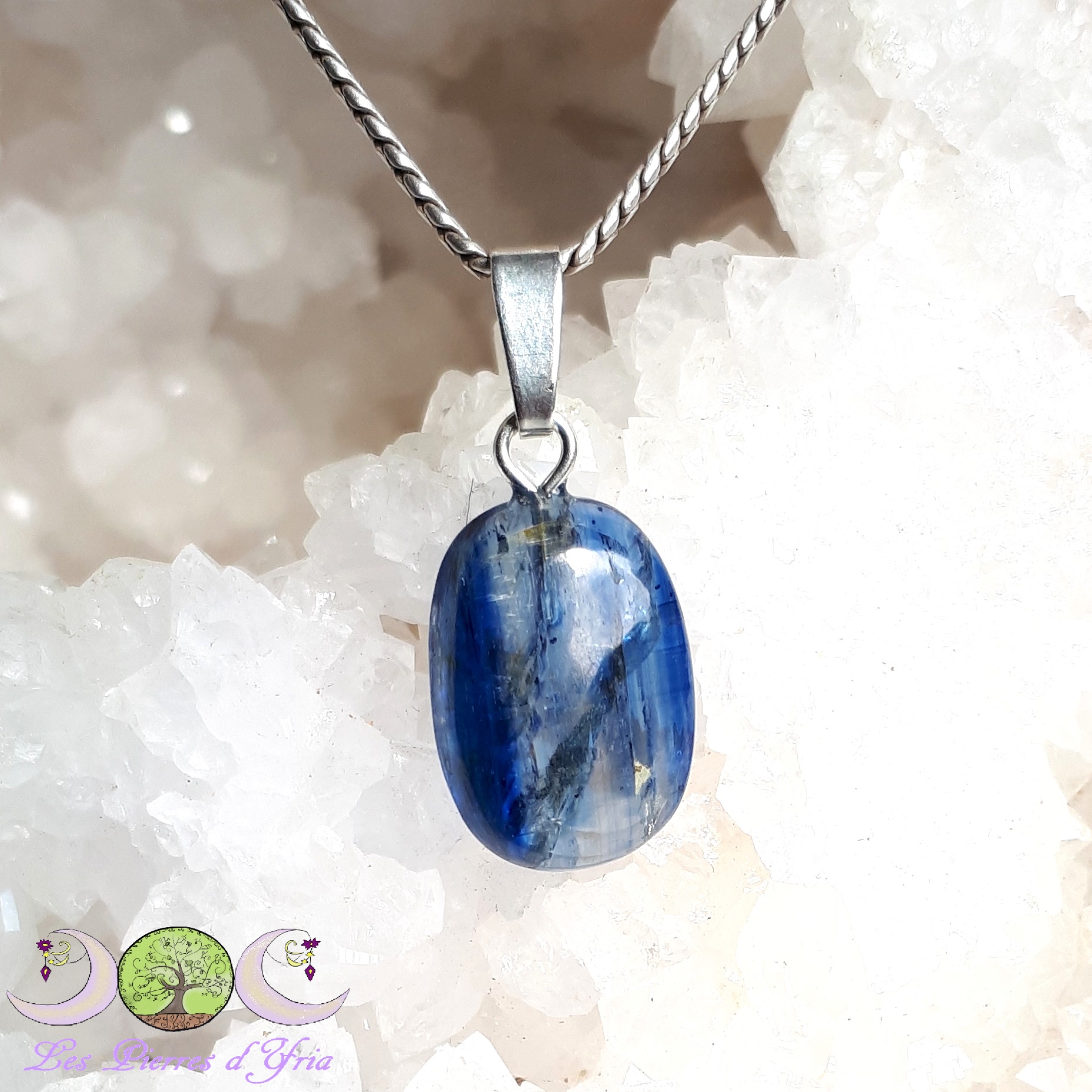 Cyanite 3