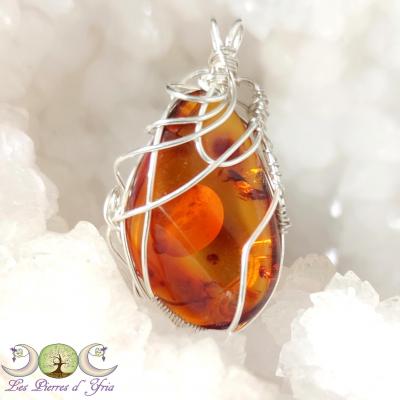 Pendentif Ambre véritable naturelle