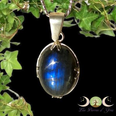 Pendentif Labradorite bleue foncée